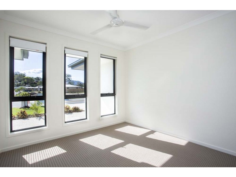 73 (Lot 14) Macarthur Drive, Cannonvale QLD 4802