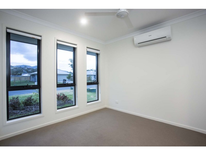 57 (Lot 7) Macarthur Drive, Cannonvale QLD 4802