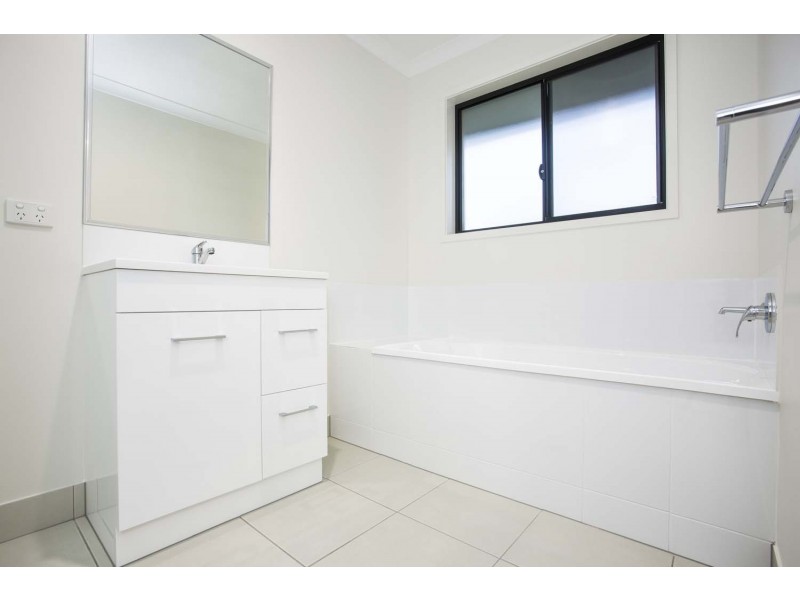 47 Macarthur Drive, Cannonvale QLD 4802