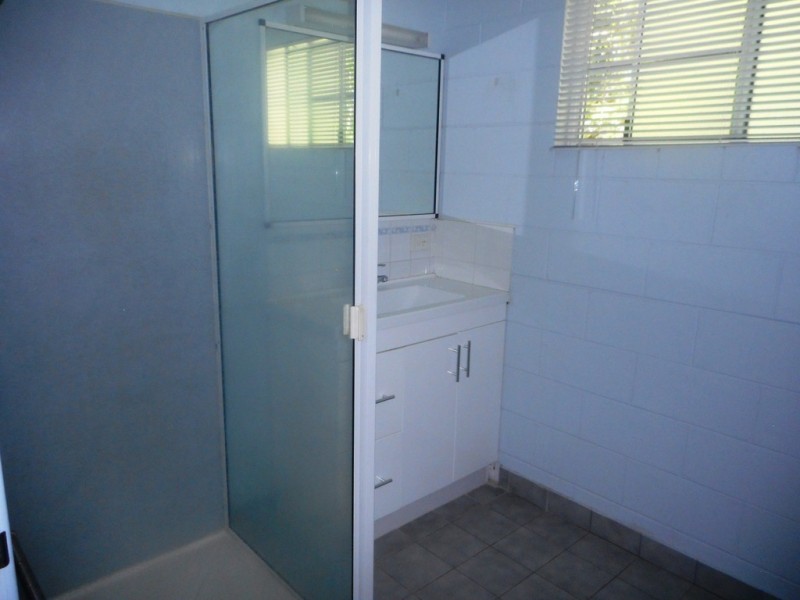 5/7 Duell Road, Cannonvale QLD 4802