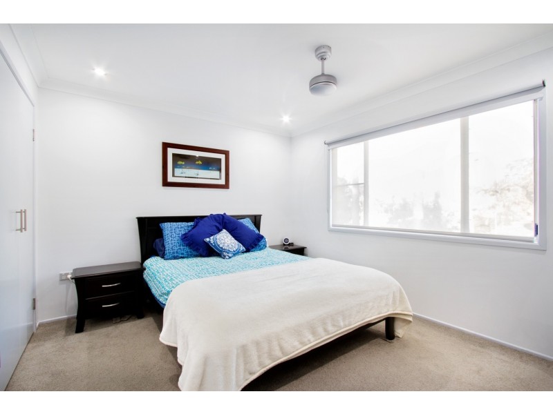 2 Wambiri Street, Cannonvale QLD 4802