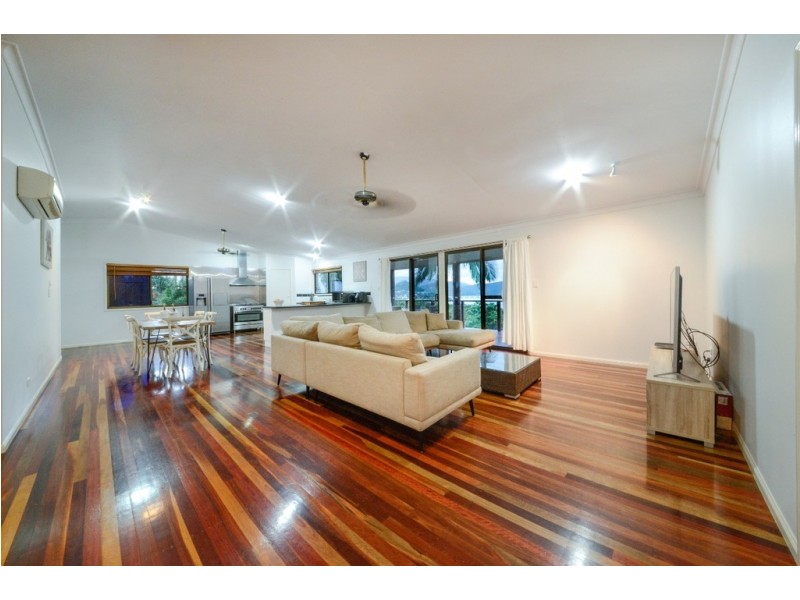 61 Eshelby Drive, Cannonvale QLD 4802