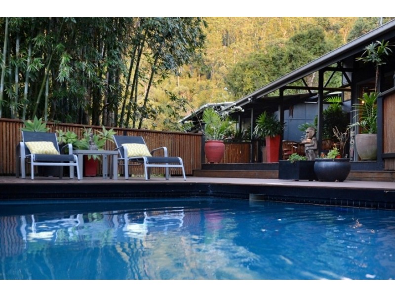 20 Macona Crescent, Cannonvale QLD 4802