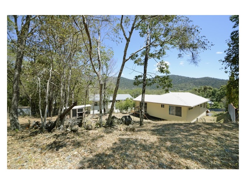 22 Kingfisher Terrace, Jubilee Pocket QLD 4802