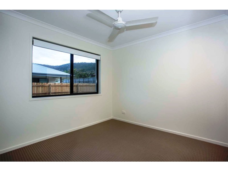 14 Olivia Street, Cannonvale QLD 4802