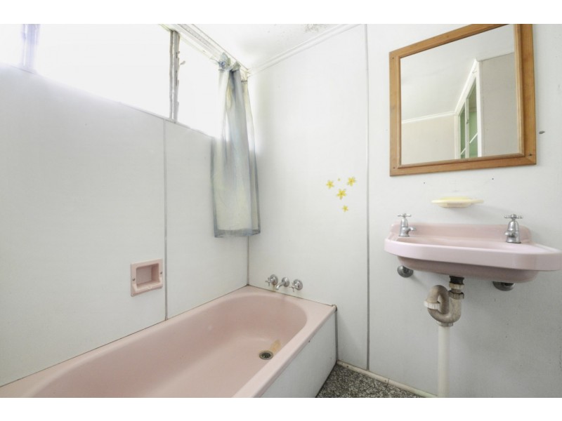 172 Main Street, Proserpine QLD 4800