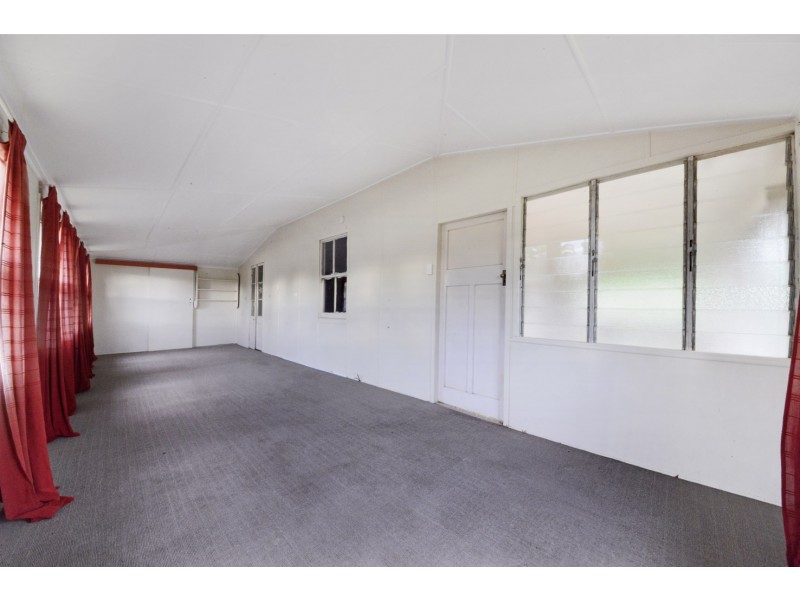 172 Main Street, Proserpine QLD 4800
