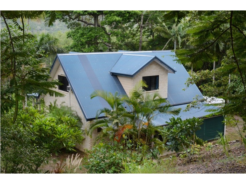 25 Laurina Drive, Strathdickie QLD 4800
