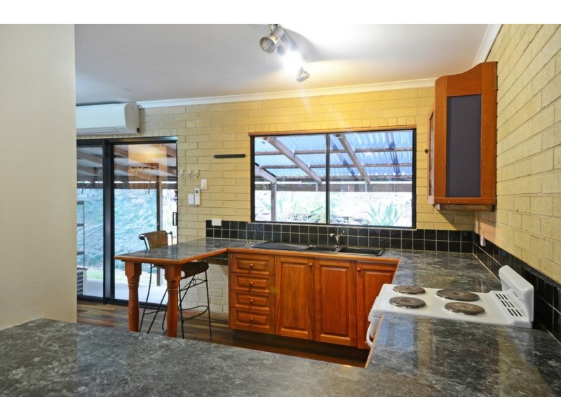 25 Laurina Drive, Strathdickie QLD 4800