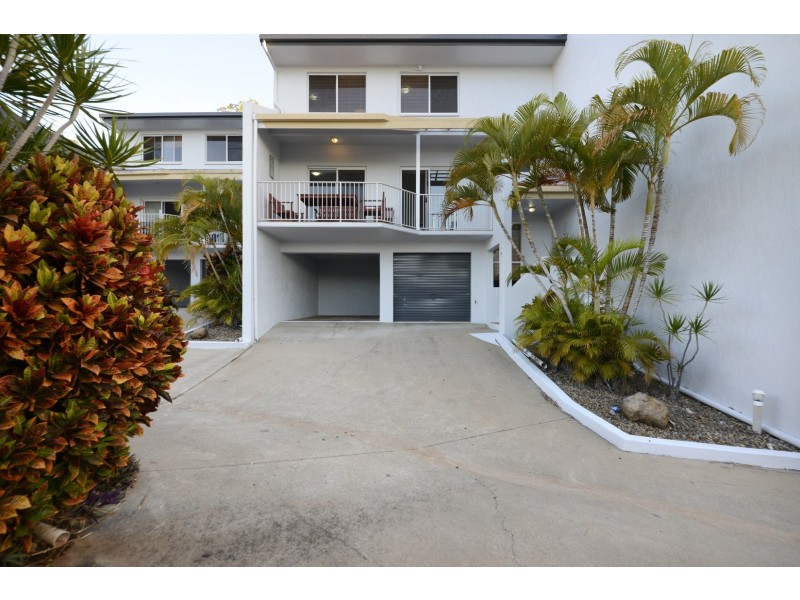 6/12 Eshelby Drive, Cannonvale QLD 4802