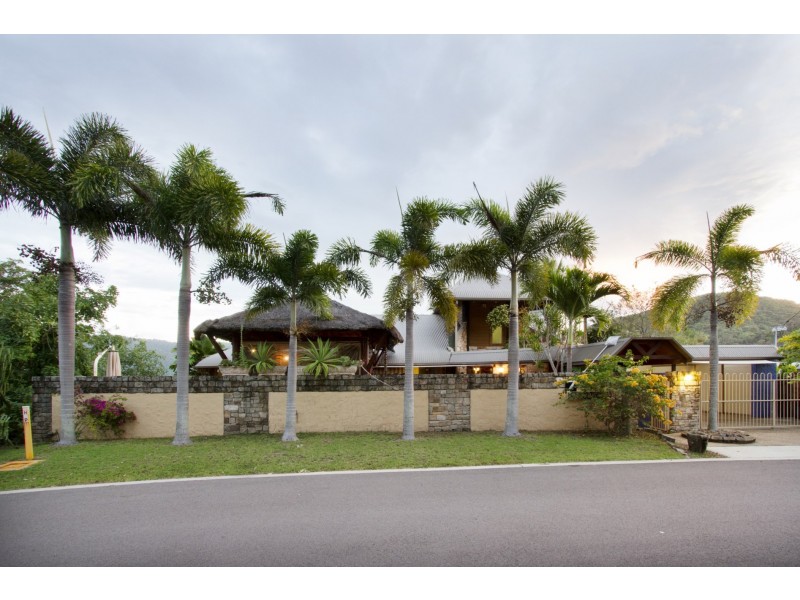 7 Neerim Crescent, Shute Harbour QLD 4802
