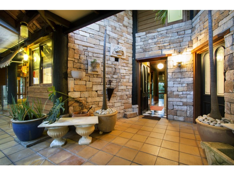 7 Neerim Crescent, Shute Harbour QLD 4802