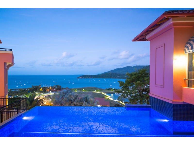 16/18 Golden Orchid Drive, Airlie Beach QLD 4802