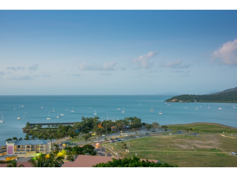 16/18 Golden Orchid Drive, Airlie Beach QLD 4802