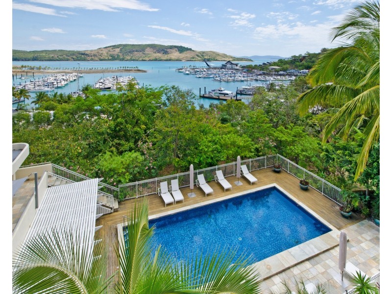 5/11 Yacht Harbour Tower, Marina Terrace, Hamilton Island QLD 4803
