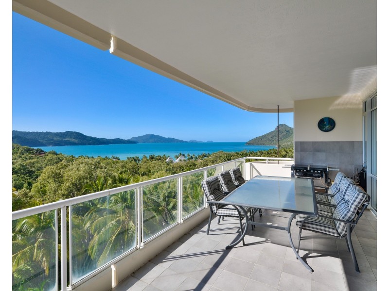 5/11 Yacht Harbour Tower, Marina Terrace, Hamilton Island QLD 4803