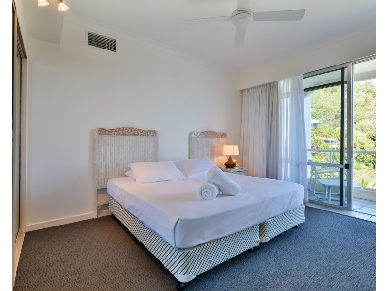 5/11 Yacht Harbour Tower, Marina Terrace, Hamilton Island QLD 4803
