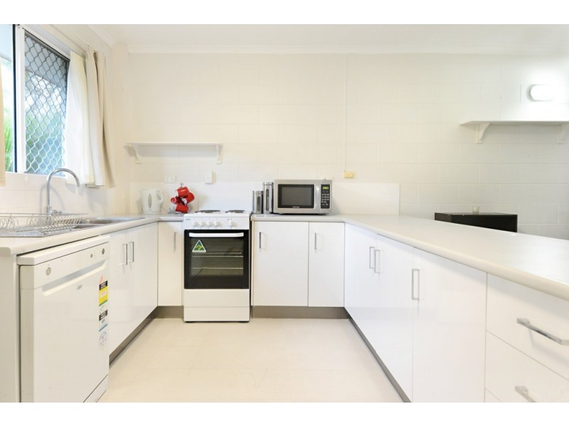 9/14 Island Drive, Cannonvale QLD 4802