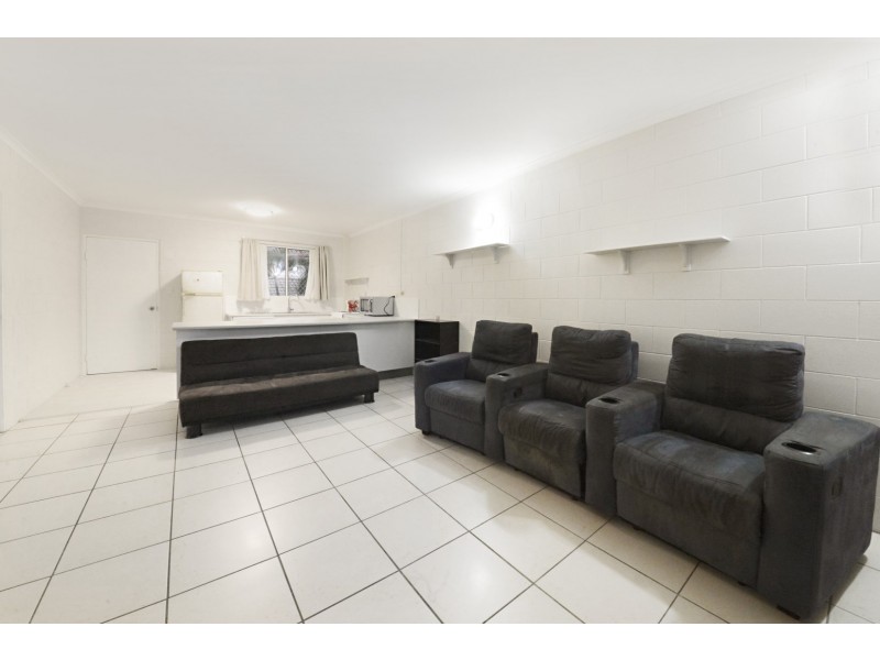 9/14 Island Drive, Cannonvale QLD 4802