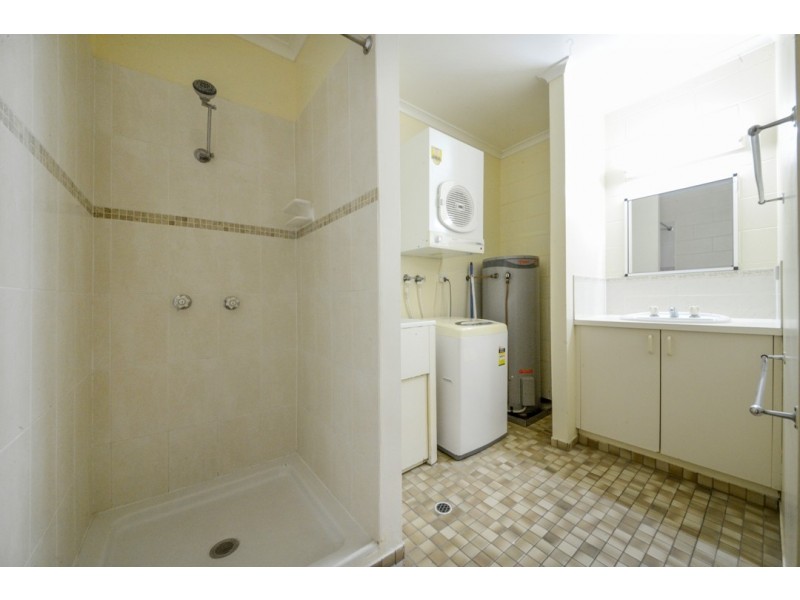 11/14 Island Drive, Cannonvale QLD 4802