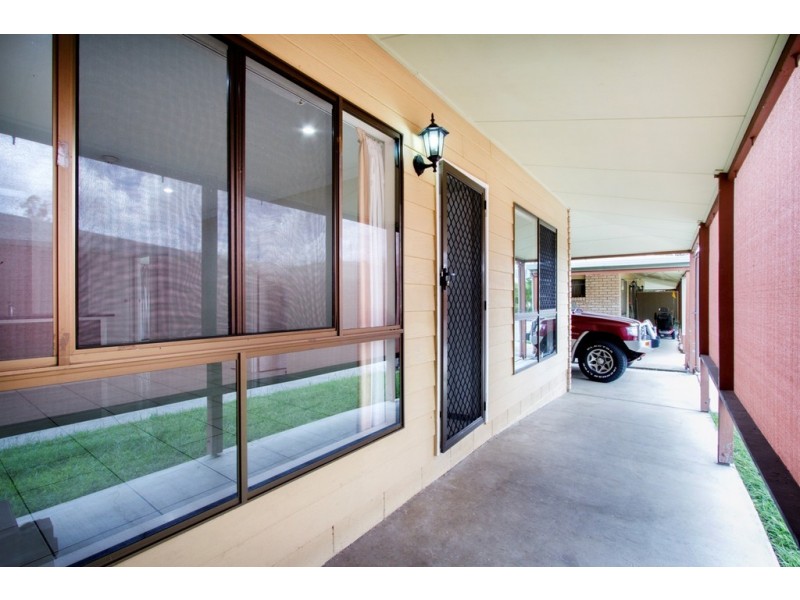 12 Pandanus Drive, Cannonvale QLD 4802