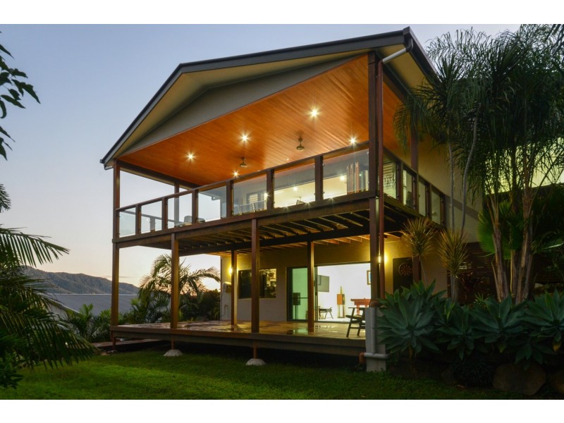 10 Beth Court, Cannonvale QLD 4802