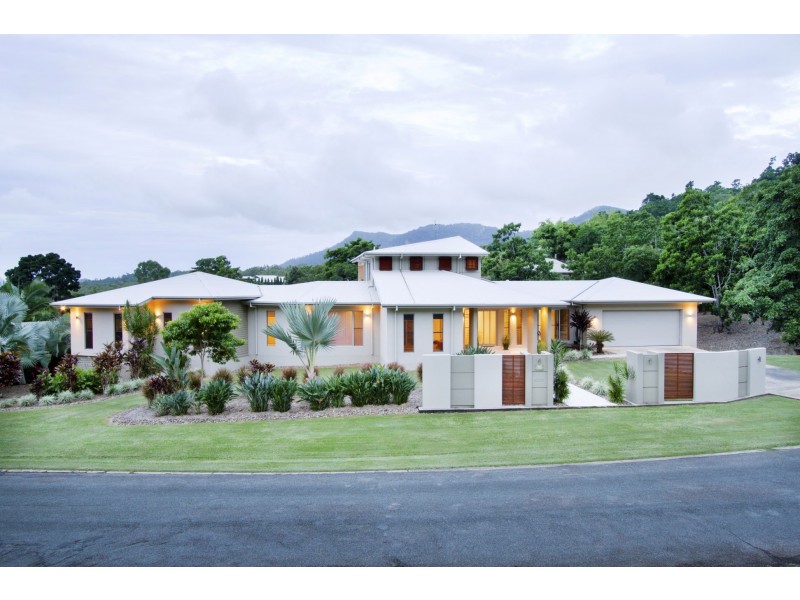 75 Stanley Drive, Cannonvale QLD 4802