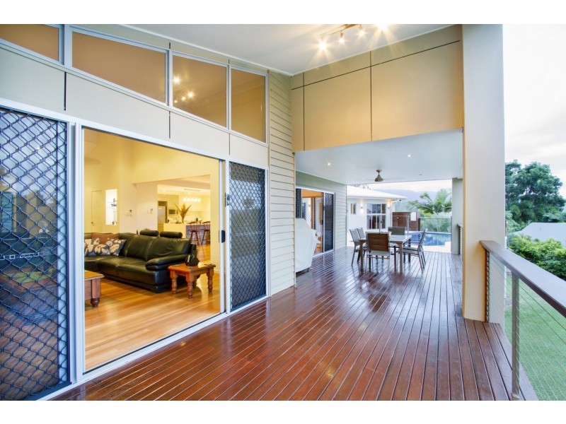 75 Stanley Drive, Cannonvale QLD 4802