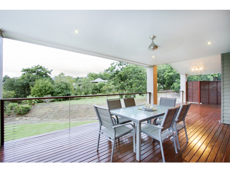 75 Stanley Drive, Cannonvale QLD 4802