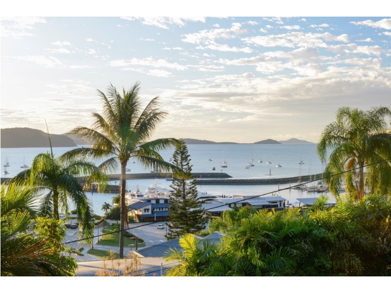 12 Airlie Crescent, Airlie Beach QLD 4802