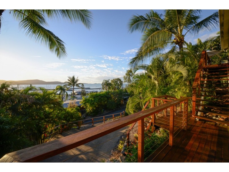 12 Airlie Crescent, Airlie Beach QLD 4802