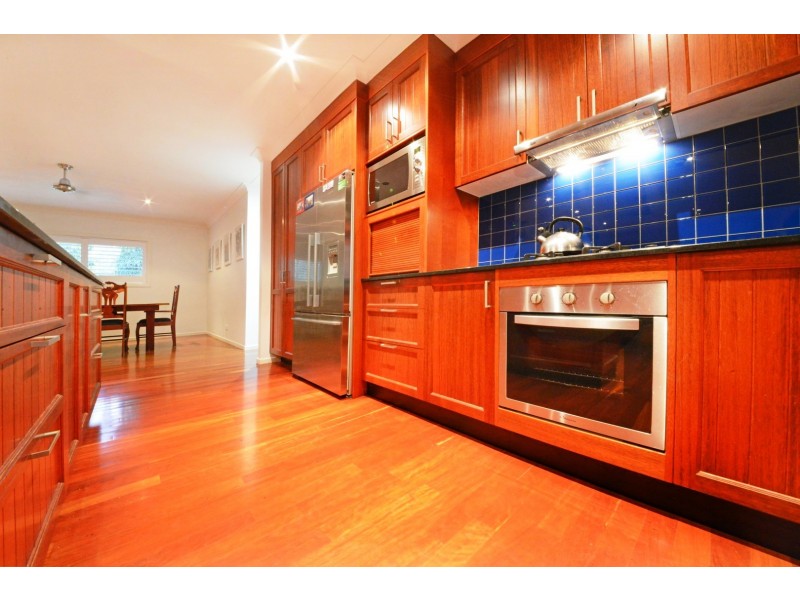 37 Eshelby Drive, Cannonvale QLD 4802