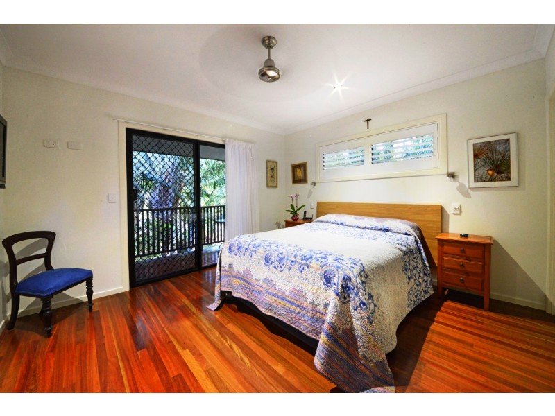 37 Eshelby Drive, Cannonvale QLD 4802