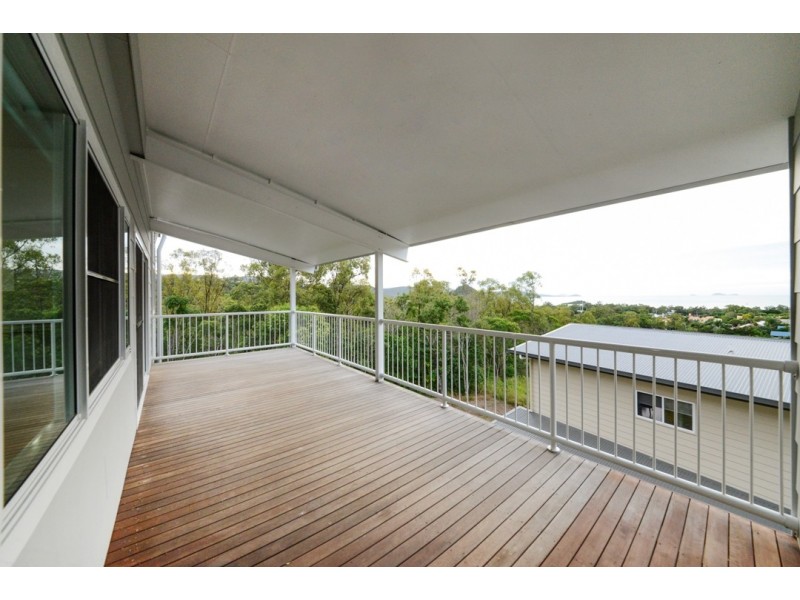 10/13 Border Drive, Cannonvale QLD 4802