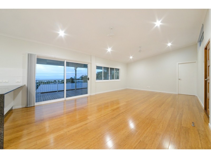 10/13 Border Drive, Cannonvale QLD 4802