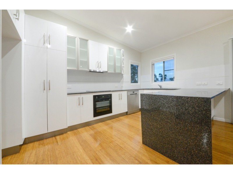10/13 Border Drive, Cannonvale QLD 4802