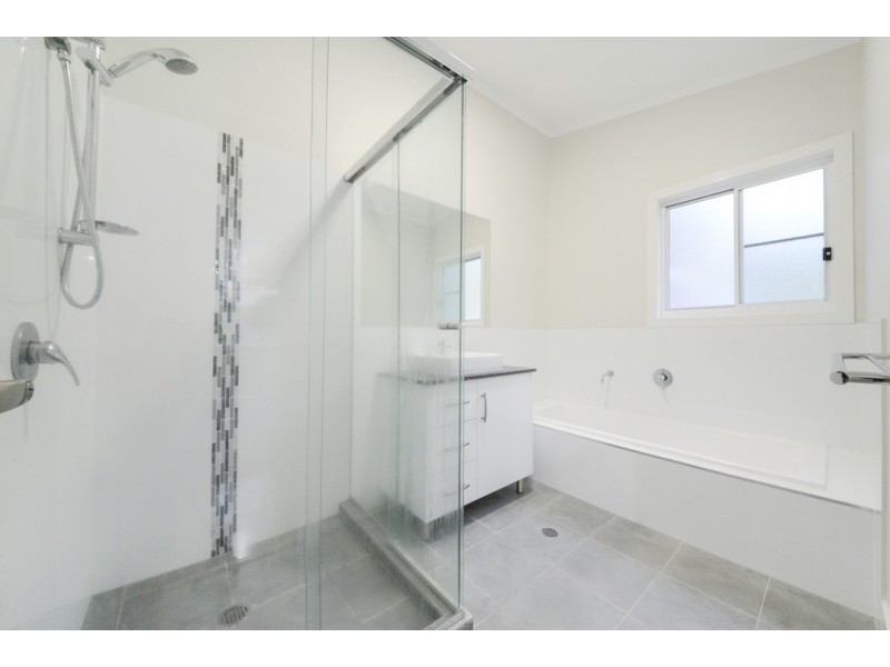 10/13 Border Drive, Cannonvale QLD 4802