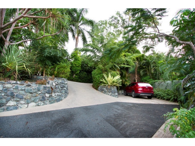 2 Muruk Crescent, Jubilee Pocket QLD 4802