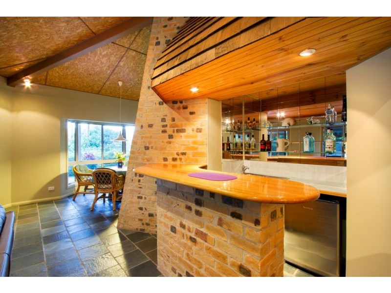 2 Muruk Crescent, Jubilee Pocket QLD 4802