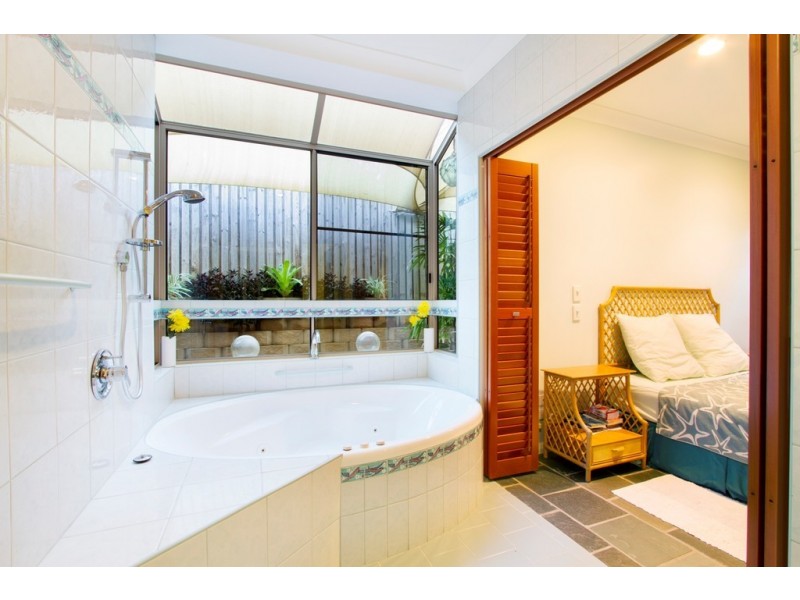 2 Muruk Crescent, Jubilee Pocket QLD 4802