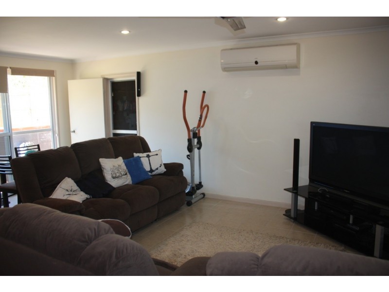 33 South Molle Blvd, Cannonvale QLD 4802