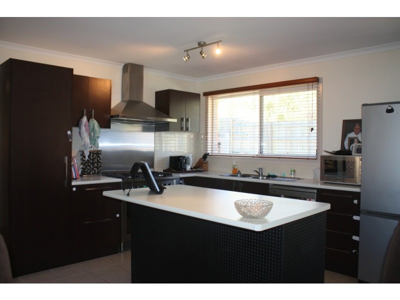 33 South Molle Blvd, Cannonvale QLD 4802