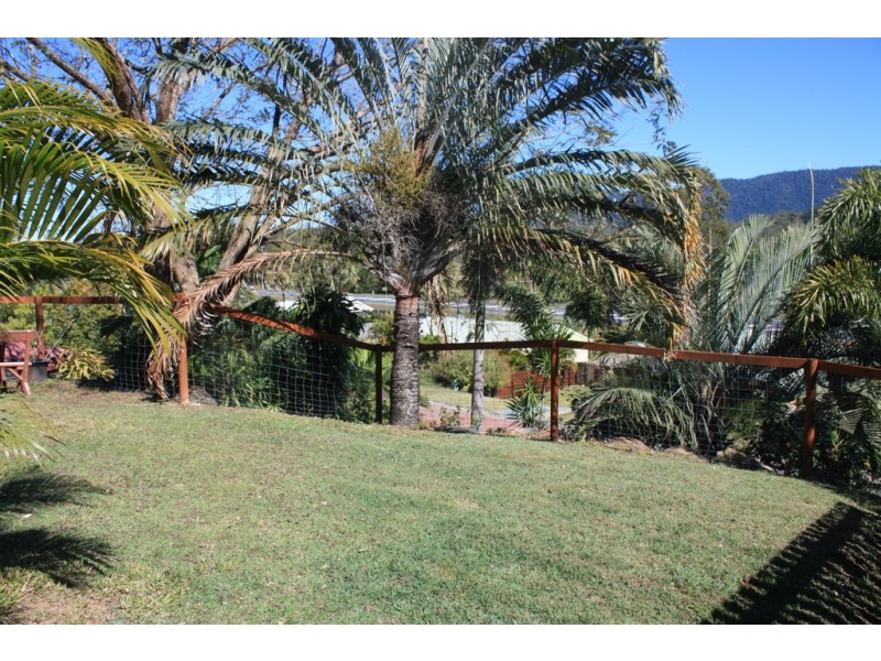 33 South Molle Blvd, Cannonvale QLD 4802
