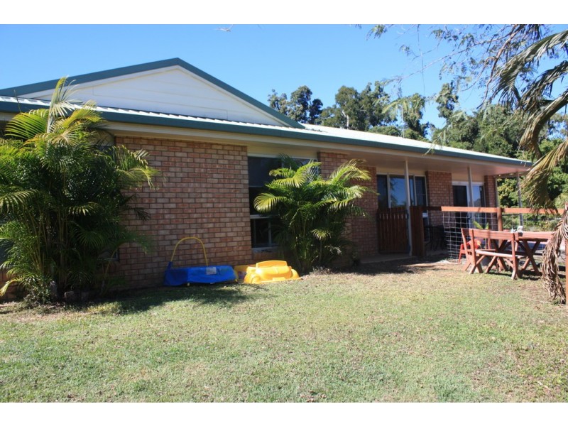 33 South Molle Blvd, Cannonvale QLD 4802