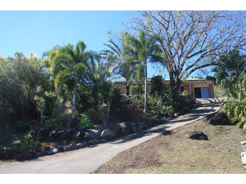 33 South Molle Blvd, Cannonvale QLD 4802