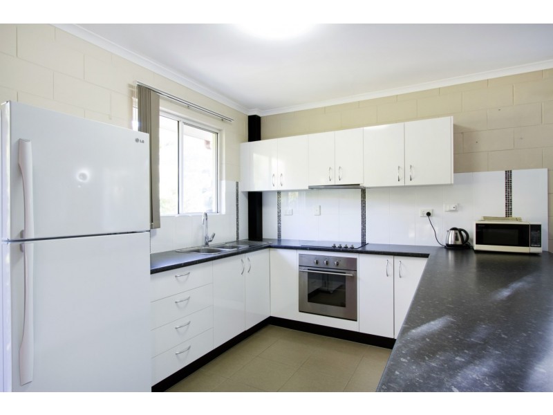 7/14 Island Drive, Cannonvale QLD 4802
