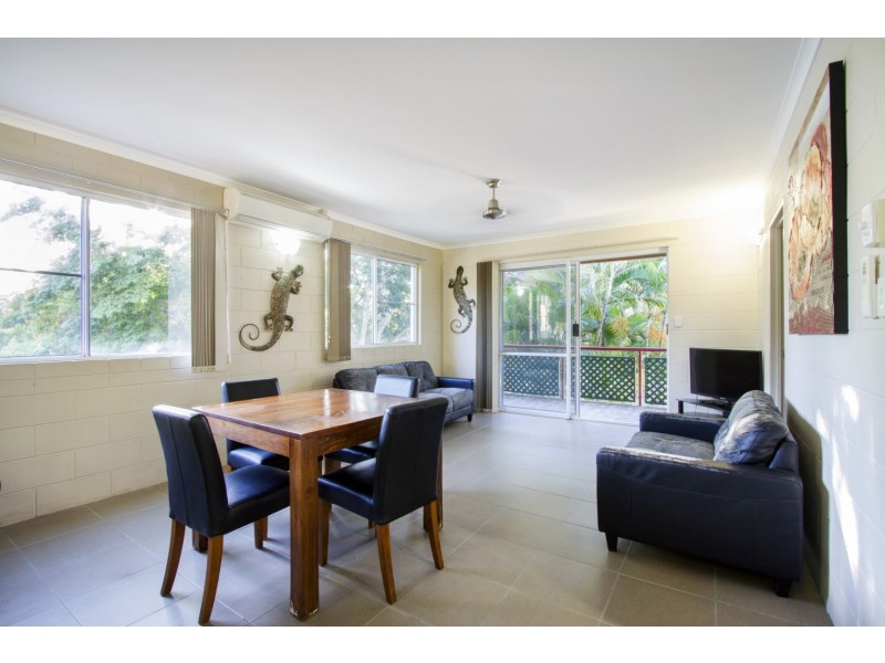 7/14 Island Drive, Cannonvale QLD 4802