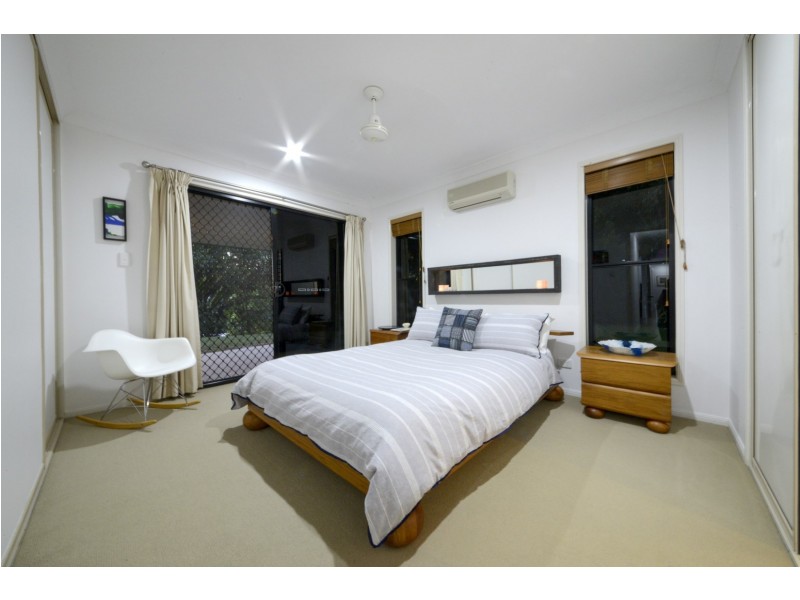 45 Kookaburra Drive, Cannonvale QLD 4802