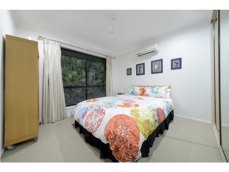 45 Kookaburra Drive, Cannonvale QLD 4802