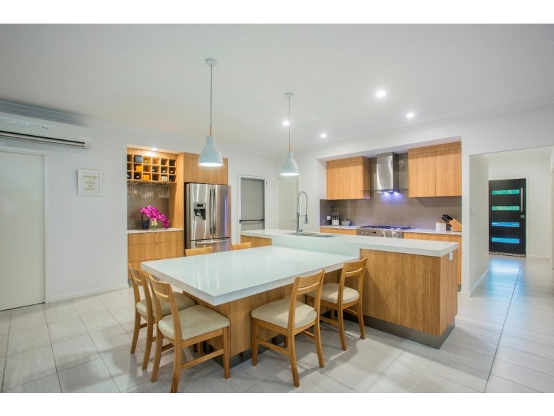 124 Jubilee Pocket Road, Jubilee Pocket QLD 4802